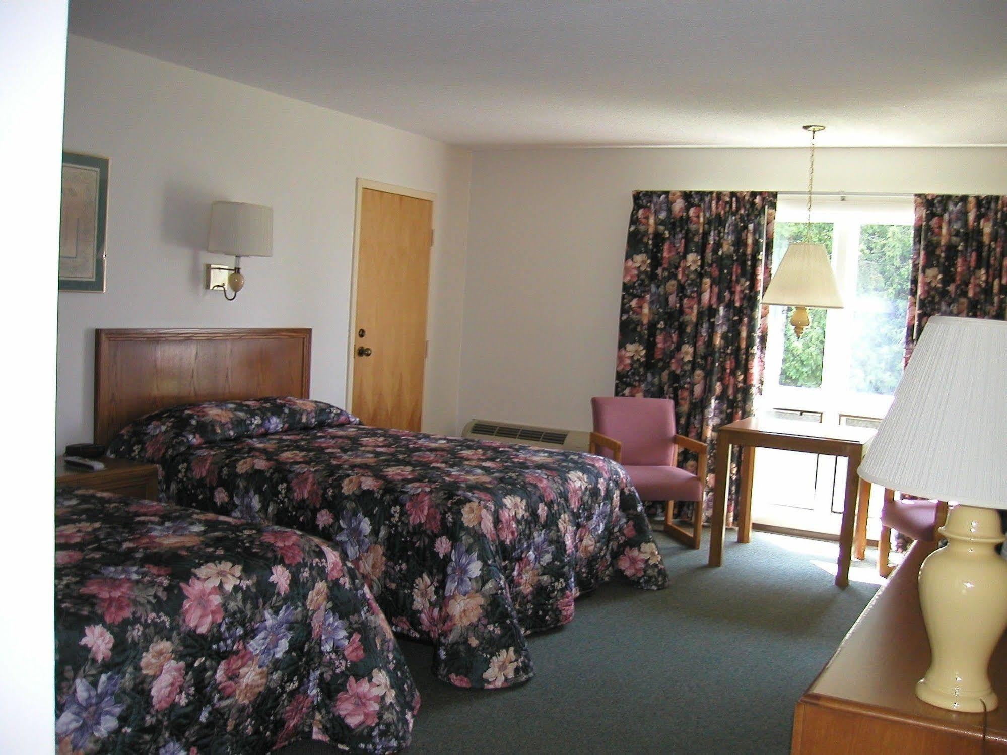 T-Bird Motor Inn Shelburne Eksteriør bilde